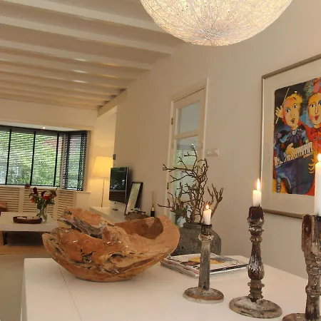 Modern Holiday In With Terrace Nyaraló *